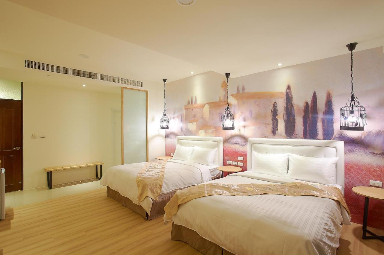 Top Bay B&B Donggang Bagian luar foto