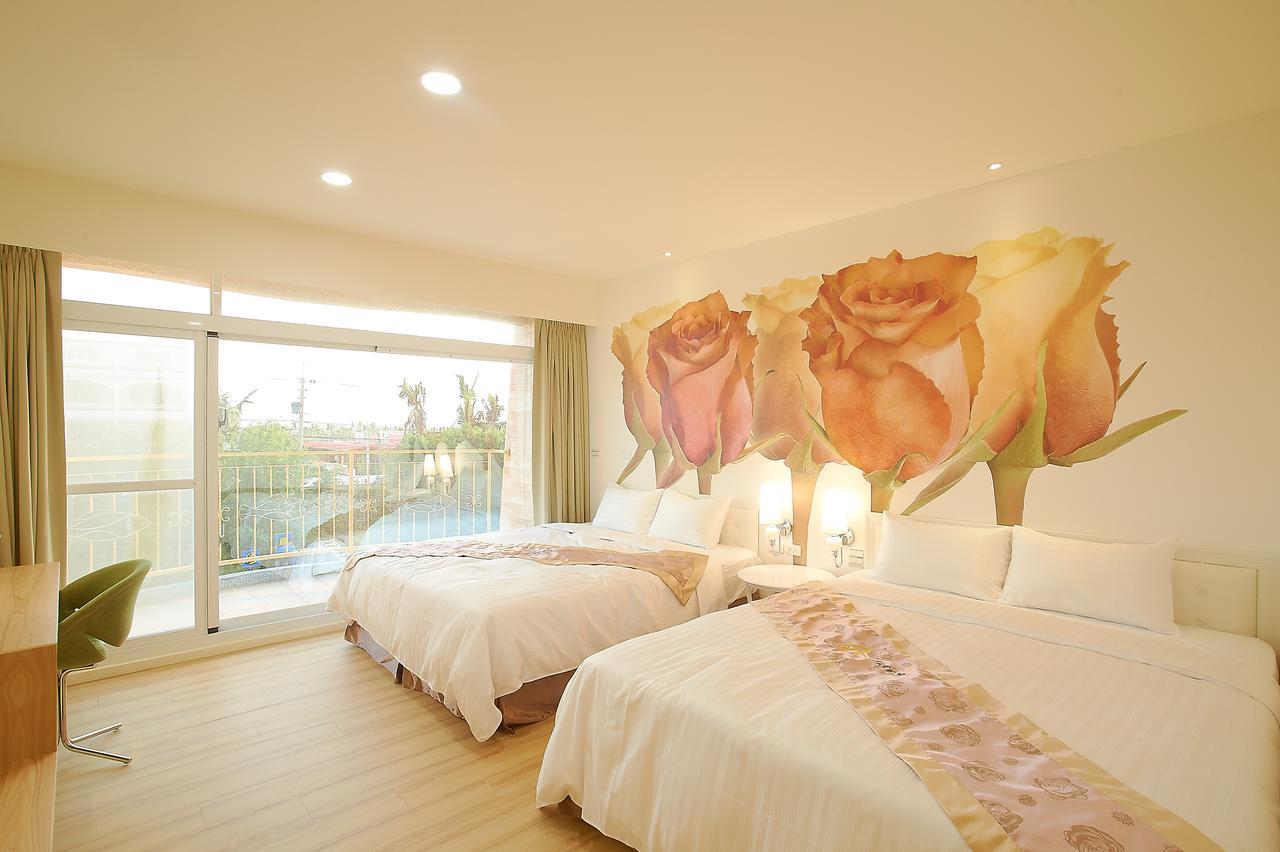 Top Bay B&B Donggang Bagian luar foto