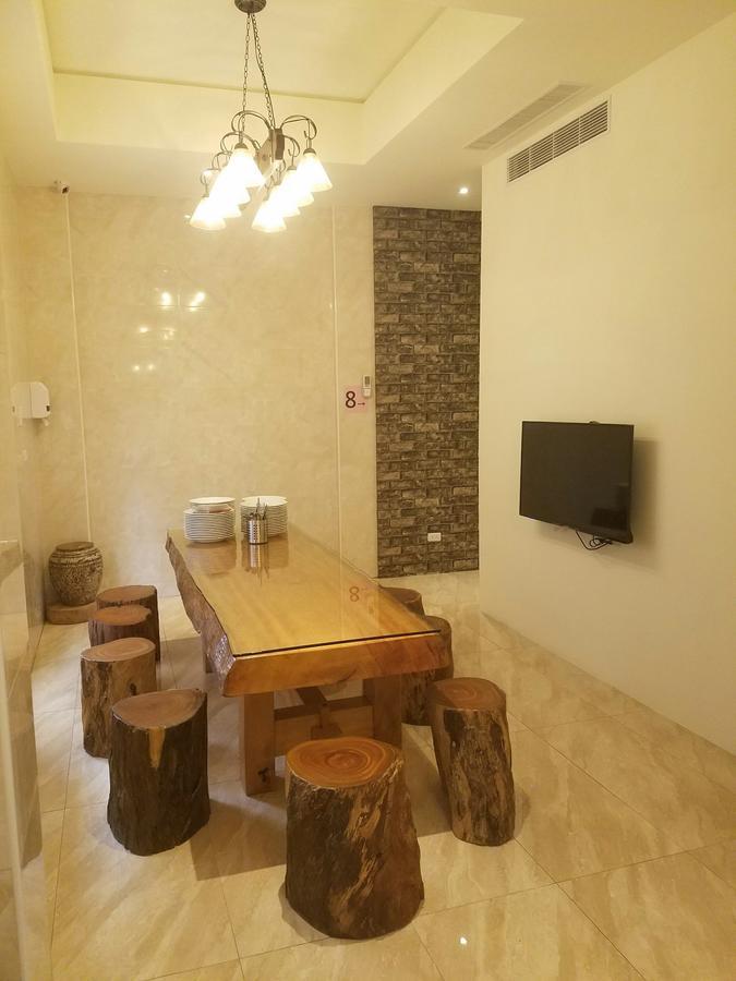 Top Bay B&B Donggang Bagian luar foto